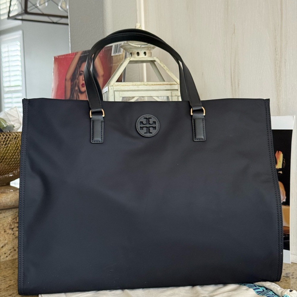 New tory burch Ella tote in black large nylon tote - Picture 2 of 10